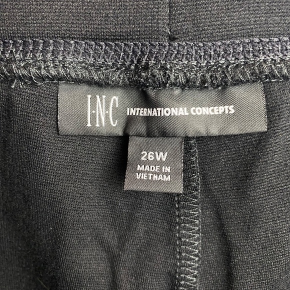 NWT INC International Concepts Plus Size Black Mid Rise Regular Fit Pants 26W - Picture 4 of 8